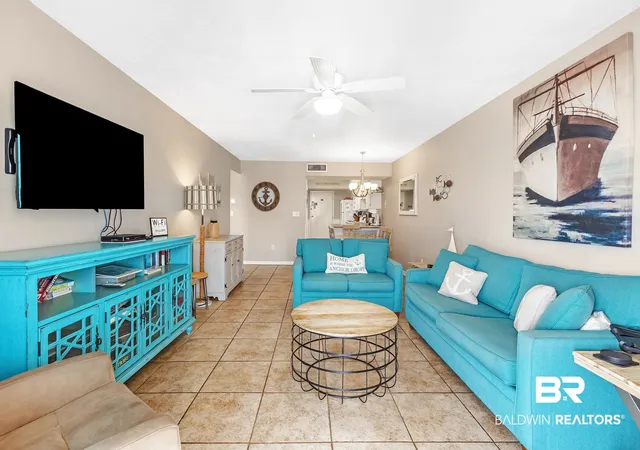 Photo 4 of Townhouse for sale at 949 W Beach #2404, Gulf Shores, AL 36542 | MLS# 407451 | Listing updated on 2026-08-25