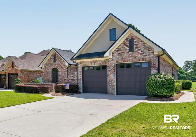 Photo 2 of Townhouse for sale at 3605 Olde Park Rd, Gulf Shores, AL 36542 | MLS# 398358 | Listing updated on 2026-08-13