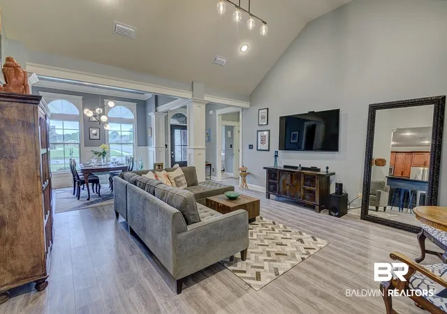 Photo 4 of Single family home for sale at 20752 Southwood St, Fairhope, AL 36532 | MLS# 396631 | Listing updated on 2026-10-27