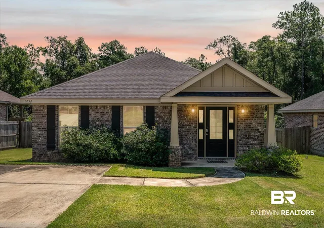 1st image of 1254 W Forest Glen Dr, Mobile, AL 36618 | MLS# 399050