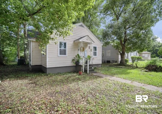 Photo 2 of Single family home for sale at 1806 N Mott Dr, Mobile, AL 36617 | MLS# 398107 | Listing updated on 2026-08-02