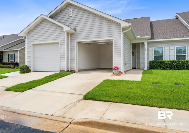 Photo 2 of Townhouse for sale at 2651 S Juniper Ave #1801, Foley, AL 36535 | MLS# 397492 | Listing updated on 2026-09-11
