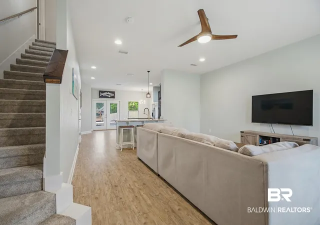 Photo 3 of Single family home for sale at 6090 Cobblestone Ct, Gulf Shores, AL 36542 | MLS# 394834 | Listing updated on 2026-07-24