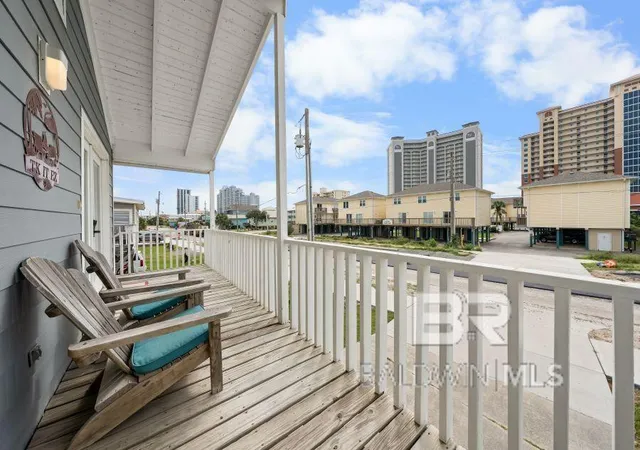 Homes for sale in Gulf Shores, AL | 342 E 1St Avenue, Gulf Shores, AL 36542 | MLS# 399245