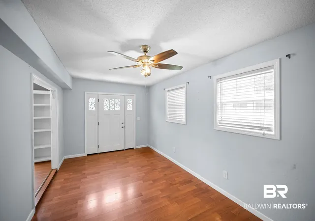 Photo 3 of Single family home for sale at 325 Buena Vista Dr, Lillian, AL 36549 | MLS# 396867 | Listing updated on 2026-08-28