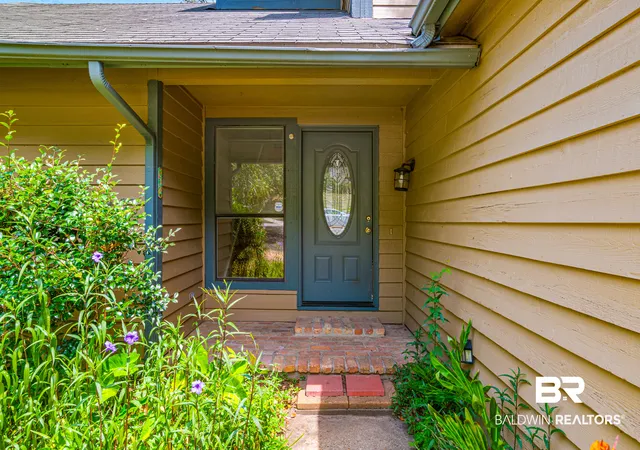 Photo 2 of Townhouse for sale at 36 Lake Shore Dr, Daphne, AL 36526 | MLS# 409409 | Listing updated on 2026-09-11