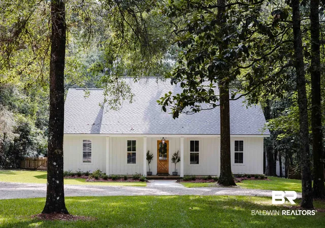 Photo 2 of Single family home for sale at 23875 2nd Street, Fairhope, AL 36532 | MLS# 397499 | Listing updated on 2026-08-02