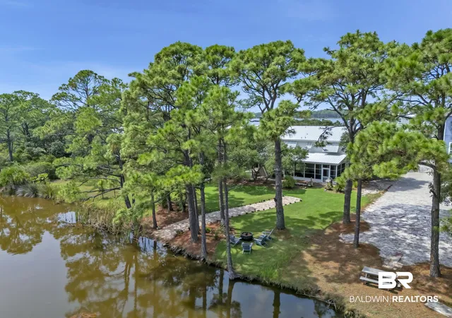 Photo 3 of Single family home for sale at 421 Windmill Ridge Road, Gulf Shores, AL 36542 | MLS# 409575 | Listing updated on 2026-09-24