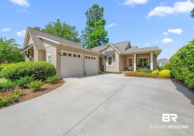 Photo 3 of Single family home for sale at 163 Mulberry Ln, Fairhope, AL 36532 | MLS# 399761 | Listing updated on 2026-09-12