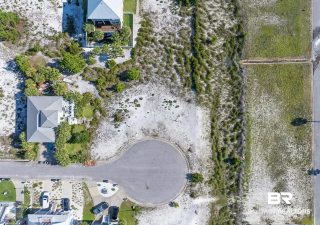 3rd image of 800 Sailfish Ct, Pensacola, FL 32507 | MLS# 397971