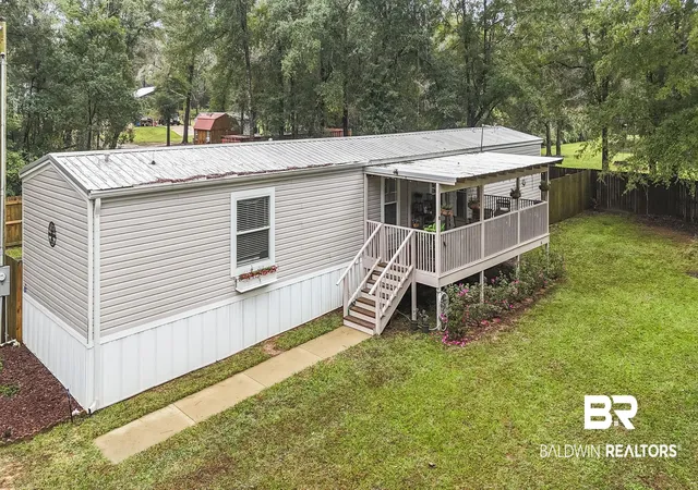 2nd image of 26925 Lamb Ln, Robertsdale, AL 36567 | MLS# 370706