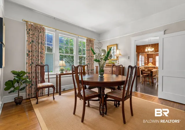 Photo 4 of Sale Pending at 18 Lemoyne Pl, Mobile, AL 36604 | MLS# 409929 | Listing updated on 2026-09-11