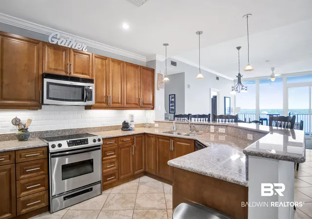 Photo 4 of Townhouse for sale at 1920 W Beach Blvd #702, Gulf Shores, AL 36542 | MLS# 396092 | Listing updated on 2026-09-25