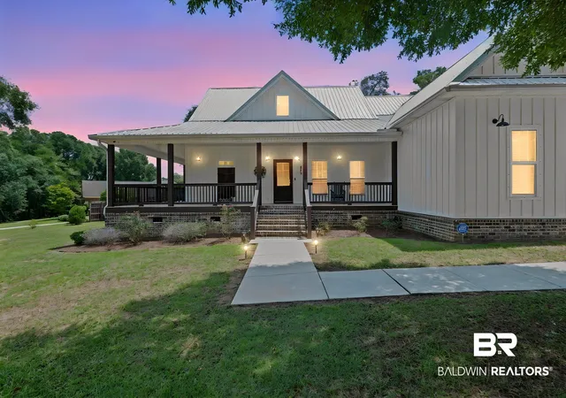 Photo 2 of Sale Pending at 8100 Oak Hill Dr, Semmes, AL 36575 | MLS# 409186 | Listing updated on 2026-08-28