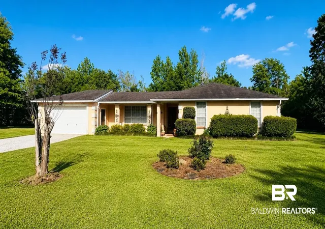 Photo 1 of Single family home for sale at 31146 Coleman Ln, Daphne, AL 36527 | MLS# 396074 | Listing updated on 2026-10-15