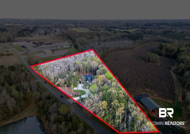 Photo 2 of Single family home for sale at 9501 Ben Hamilton Rd, Theodore, AL 36582 | MLS# 394231 | Listing updated on 2026-07-30