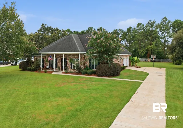Photo 2 of Single family home for sale at 12600 Dominion Dr, Fairhope, AL 36532 | MLS# 409701 | Listing updated on 2026-09-04