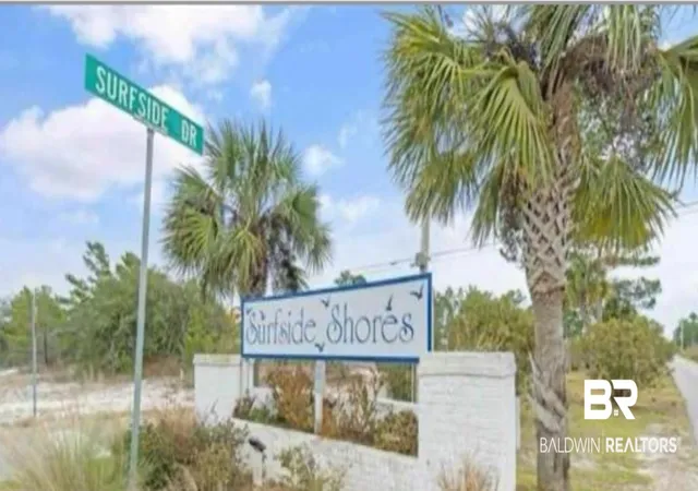 Photo 3 of Townhouse for sale at 6925 Driftwood Dr, Gulf Shores, AL 36542 | MLS# 373403 | Listing updated on 2026-08-29