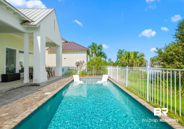 Photo 3 of Single family home for sale at 8627 Jamestown Ct, Gulf Shores, AL 36542 | MLS# 409136 | Listing updated on 2026-08-19