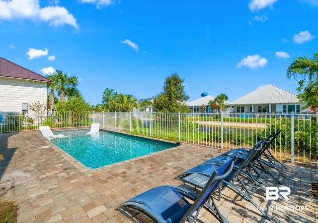 Photo 3 of Single family home for sale at 8627 Jamestown Ct, Gulf Shores, AL 36542 | MLS# 409136 | Listing updated on 2026-08-19