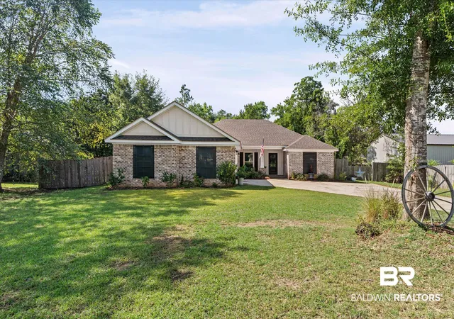Photo 1 of Single family home for sale at 20346 Heathrow Dr, Silverhill, AL 36576 | MLS# 409493 | Listing updated on 2026-09-09