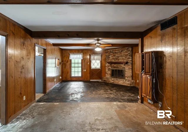 Photo 3 of Single family home for sale at 536 Woodlore Dr, Chickasaw, AL 36611 | MLS# 400209 | Listing updated on 2026-10-01