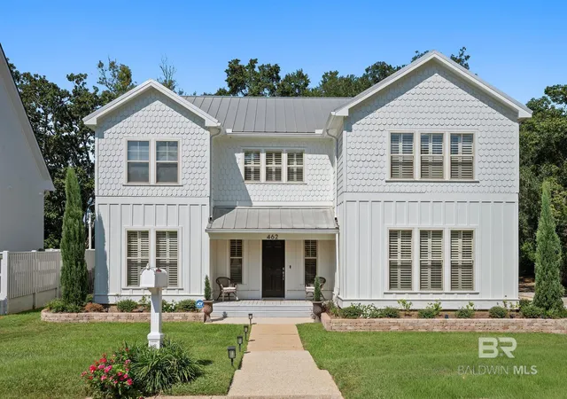 Homes for sale in Fairhope, AL | 462 Satsuma Street, Fairhope, AL 36532 | MLS# 386544