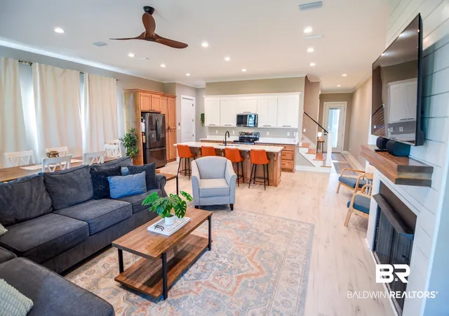Photo 3 of Single family home for sale at 613 Hernando Pl, Dauphin Island, AL 36528 | MLS# 387683 | Listing updated on 2026-08-11