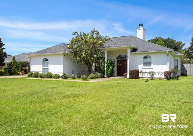 3rd image of 219 Driftwood Ave, Fairhope, AL 36532 | MLS# 409094