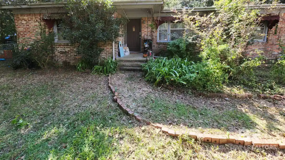 Single family home for sale at 4020 Marydale Dr, Mobile, AL 36605 | MLS# 412275