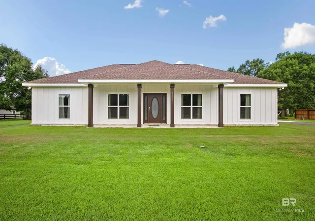 Homes for sale in Fairhope, AL | 16563 Old Pierce Road, Fairhope, AL 36532 | MLS# 398983