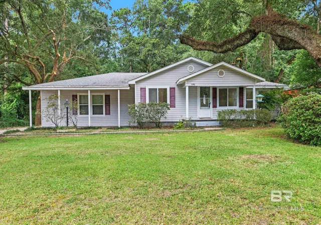 Homes for sale in Saraland, AL | 1215 Forest Avenue, Saraland, AL 36571 | MLS# 399220