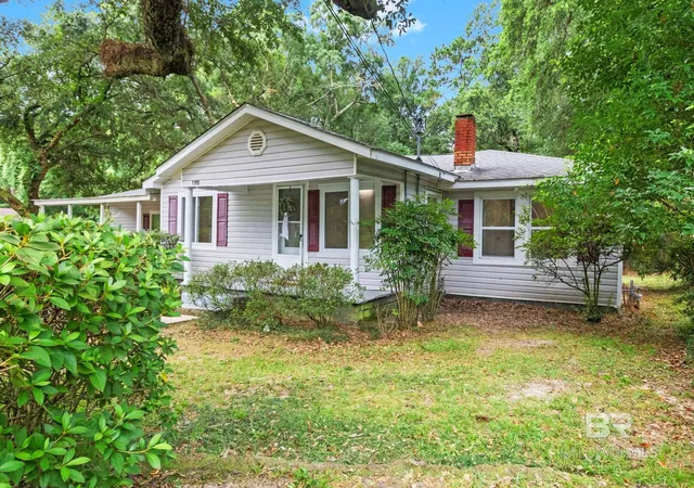 Homes for sale in Saraland, AL | 1215 Forest Avenue, Saraland, AL 36571 | MLS# 399220