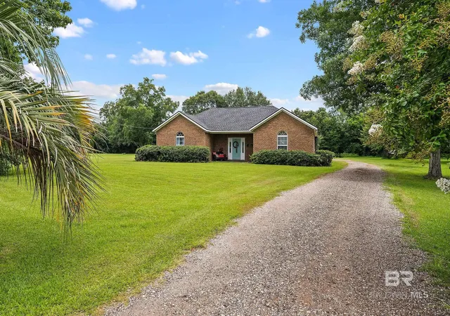 Homes for sale in Elberta, AL | 13900 County Road 83, Elberta, AL 36530 | MLS# 398825