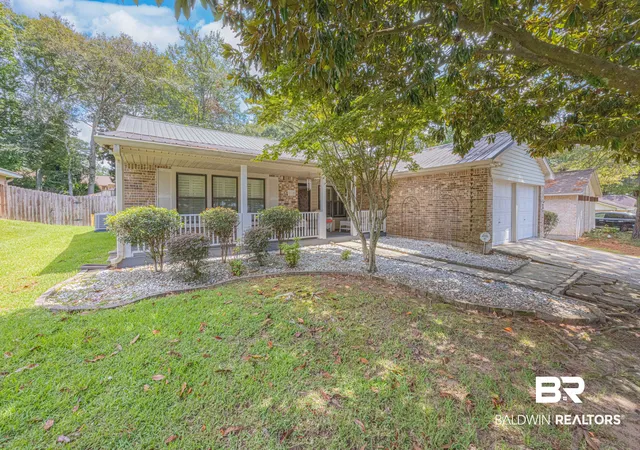 Photo 3 of Sale Pending at 116 Lake Forest Boulevard, Daphne, AL 36526 | MLS# 409705 | Listing updated on 2026-09-05