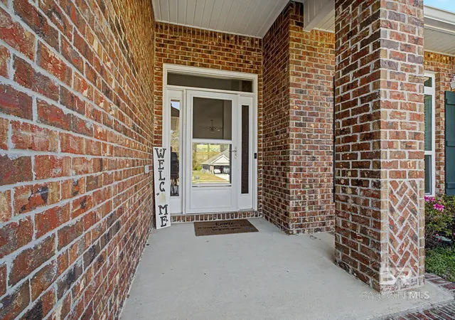 Homes for sale in Robertsdale, AL | 22849 Ridgewood Dr, Robertsdale, AL 36567 | MLS# 397538