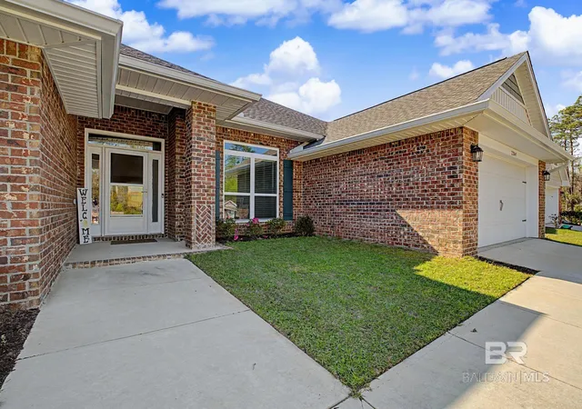 Homes for sale in Robertsdale, AL | 22849 Ridgewood Dr, Robertsdale, AL 36567 | MLS# 397538