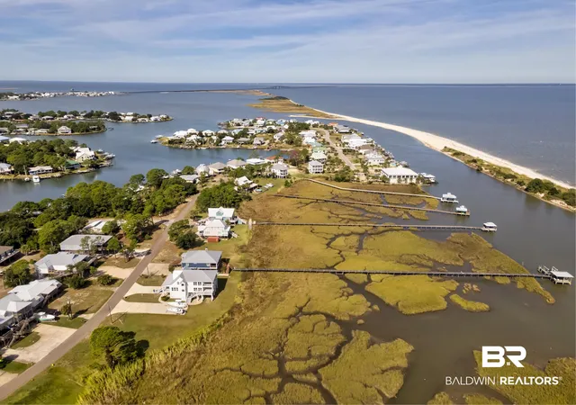 10th image of 394 Albright Dr, Dauphin Island, AL 36528 | MLS# 393194