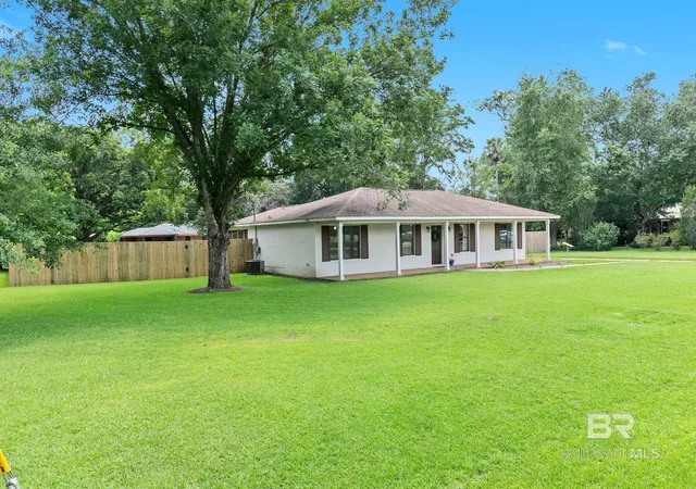 Homes for sale in Silverhill, AL | 15480 South Boulevard, Silverhill, AL 36576 | MLS# 398422