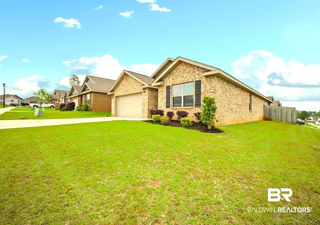 Photo 1 of Sale Pending at 10566 Brodick Loop, Spanish Fort, AL 36527 | MLS# 394824 | Listing updated on 2026-09-09