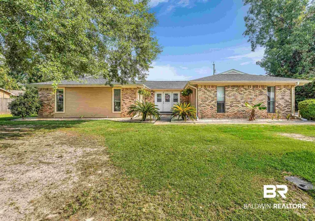 Photo 2 of Sale Pending at 603 E Walker Ave, Foley, AL 36535 | MLS# 399799 | Listing updated on 2026-10-06