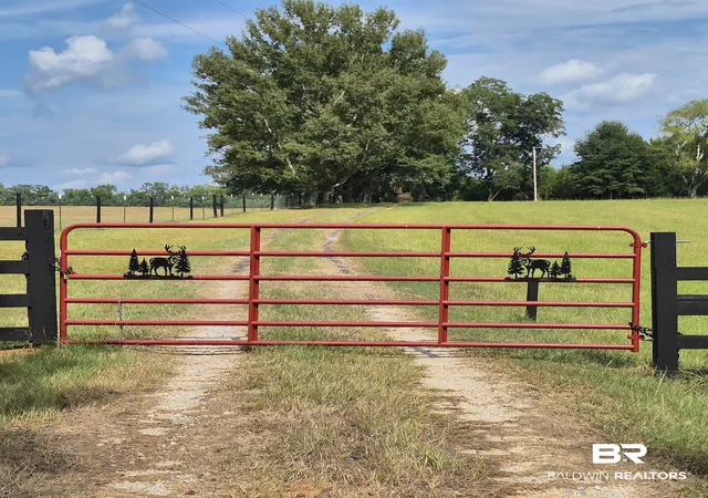 Photo 1 of Townhouse for sale at 343 Old Sparta Road, Evergreen, AL 36401 | MLS# 409903 | Listing updated on 2026-08-31