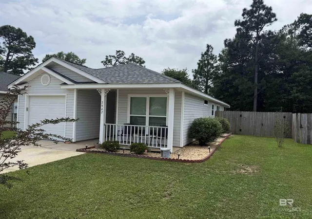 Homes for sale in Foley, AL | 7942 Audubon Dr, Foley, AL 36535 | MLS# 396280