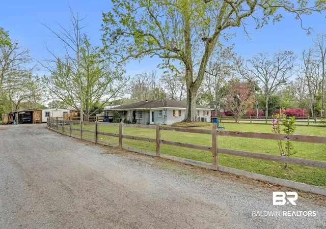 Photo 3 of Single family home for sale at 21897 Broad St, Silverhill, AL 36576 | MLS# 393249 | Listing updated on 2026-08-02