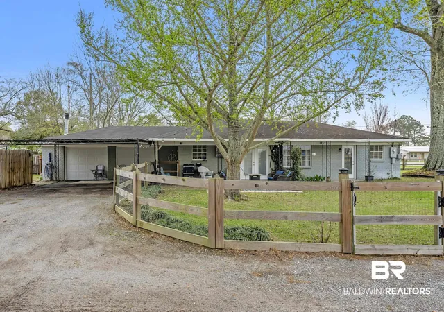 Photo 3 of Single family home for sale at 21897 Broad St, Silverhill, AL 36576 | MLS# 393249 | Listing updated on 2026-08-02