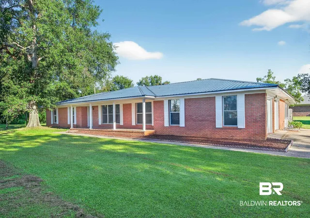 Photo 3 of Single family home for sale at 10045 Longview Dr, Foley, AL 36535 | MLS# 392747 | Listing updated on 2026-09-04