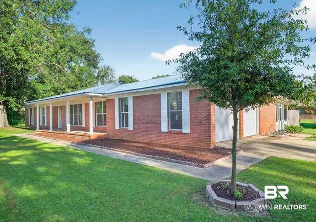 Photo 4 of Single family home for sale at 10045 Longview Dr, Foley, AL 36535 | MLS# 392747 | Listing updated on 2026-09-04