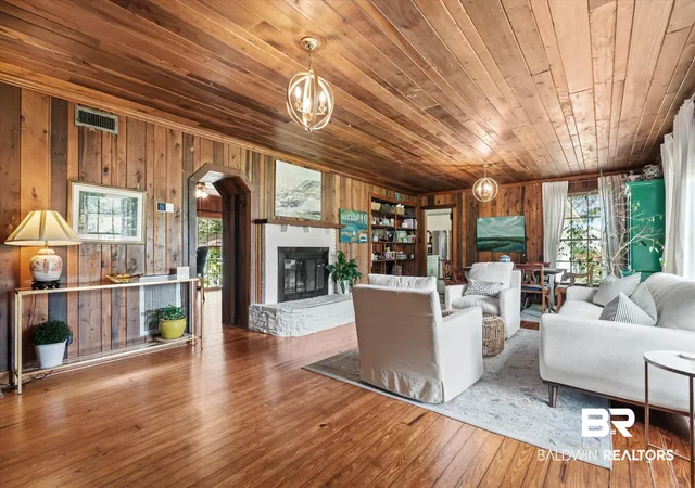Photo 3 of Single family home for sale at 268 Carnation St, Mobile, AL 36609 | MLS# 409163 | Listing updated on 2026-08-18