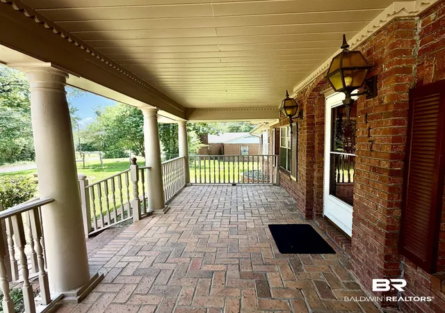 2nd image of 117 Plantation Rd, Monroeville, AL 36460 | MLS# 399113