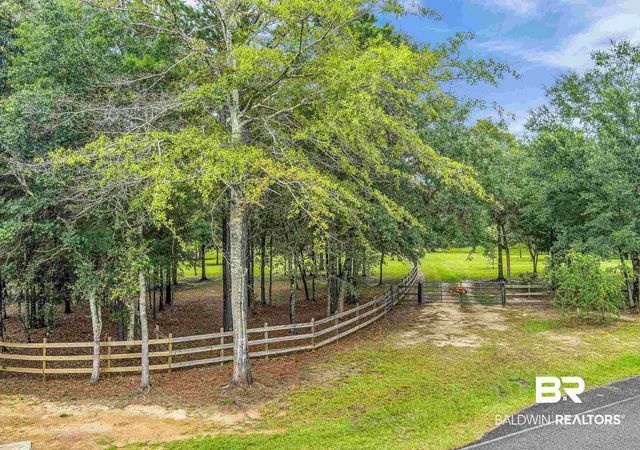 Land for sale at 00 Mosley Rd, Stapleton, AL 36578 | MLS# 399842